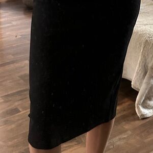 Aritzia Classic Black Pencil Skirt